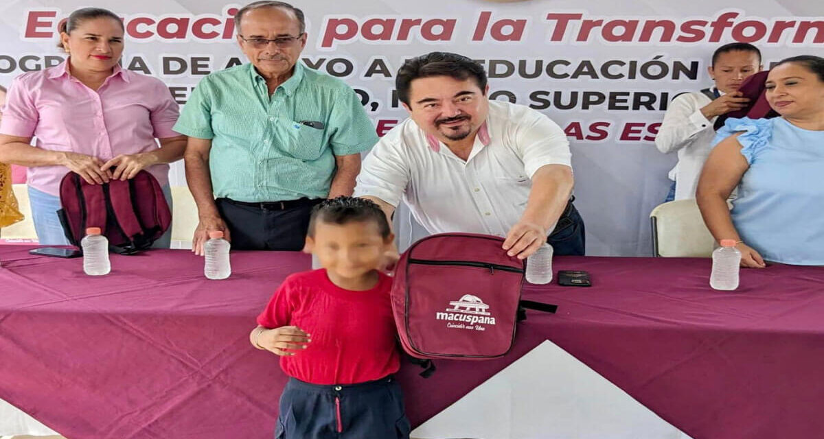 Arranca la entrega de mochilas escolares en Macuspana, el Gobierno municipal inicia el programa “Educación para la Transformación”