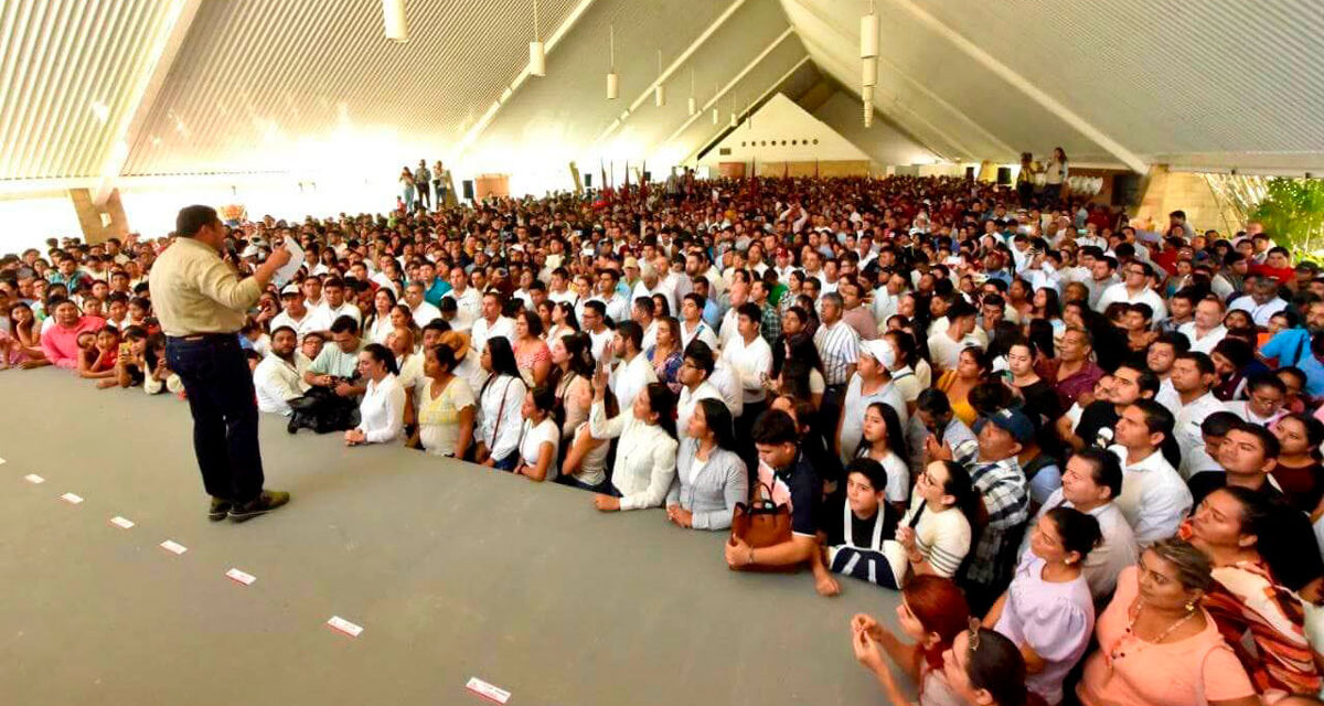 Mas 6 mil jóvenes se suman a Javier May en Villahermosa