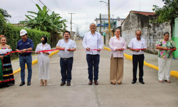 INAUGURAN LA NUEVA PAVIMENTACIÓN DE LA CALLE GUERRERO DEL CENTRO DE MACUSPANA