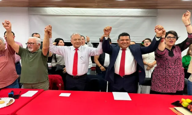 RECIBE JAVIER MAY CONSTANCIA COMO CANDIDATO AL GOBIERNO DE TABASCO DEL PT Y PVEM (PARTIDOS EN COALICIÓN CON MORENA)  