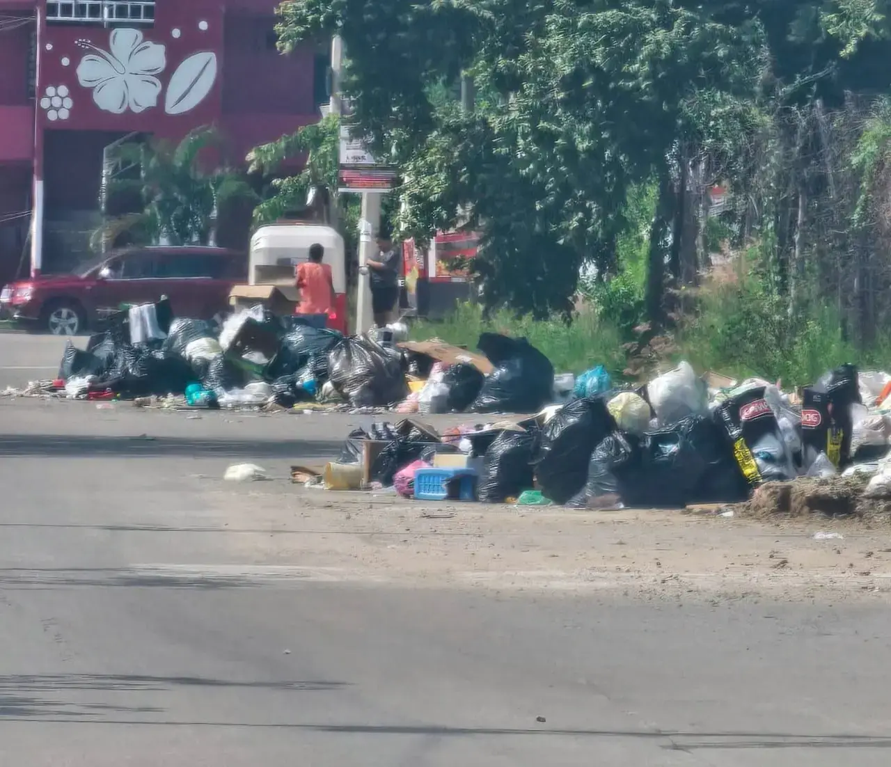 EN POMOCA YA SE CONVIRTIÓ EN BASURERO EL FRACCIONAMIENTO “VALLE REAL” SECTOR 3, 4 y 5; DENUNCIAN.